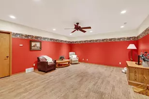 2017 W Milwaukee St, Stoughton, WI 53589 - Photo 33