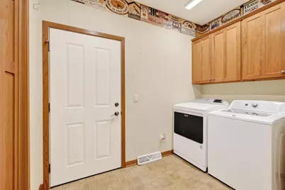 2017 W Milwaukee Street, Stoughton, WI 53589 - Photo 29