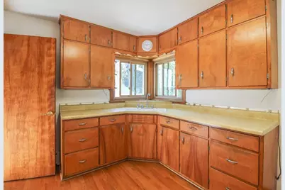 519 Giles Street, Lake Mills, WI 53551 - Photo 11