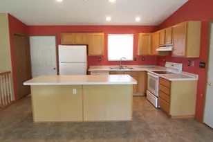 2715 N Robinson Dr Dr, Beloit, WI 53511 - Photo 25