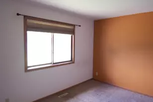 2715 N Robinson Dr Dr, Beloit, WI 53511 - Photo 31