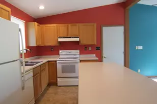 2715 N Robinson Dr Dr, Beloit, WI 53511 - Photo 27