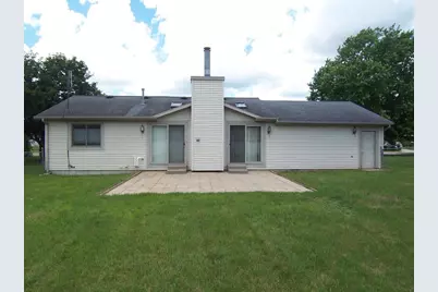 2715 N Robinson Dr. Drive, Beloit, WI 53511 - Photo 9