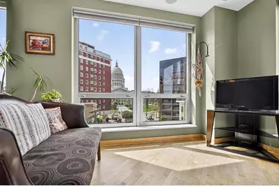 125 N Hamilton Street #806, Madison, WI 53703 - Photo 9