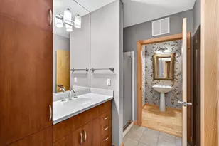 125 N Hamilton St, Madison, WI 53703 - Photo 27
