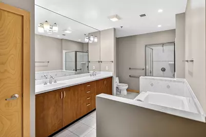 125 N Hamilton Street #806, Madison, WI 53703 - Photo 37