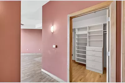 125 N Hamilton Street #806, Madison, WI 53703 - Photo 35