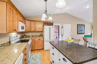501 Allen Street, Cambridge, WI 53523 - Photo 15