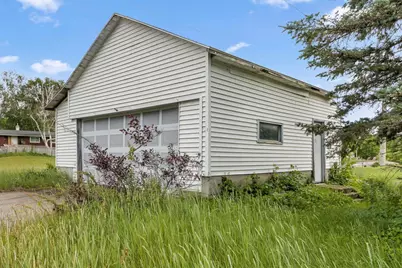 230 E Van Buren Street, Poynette, WI 53955 - Photo 3