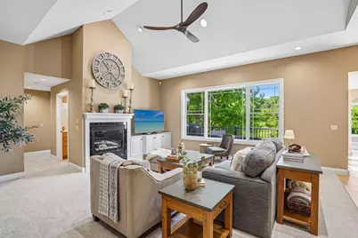 8801 Fairway Oaks Drive, Madison, WI 53593 - Photo 7