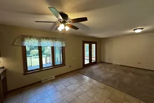 2611 Penny Ln, Stoughton, WI 53589 - Photo 11