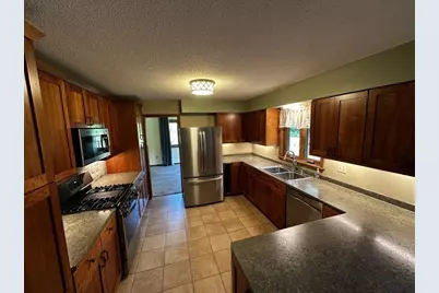 2611 Penny Lane, Stoughton, WI 53589 - Photo 7