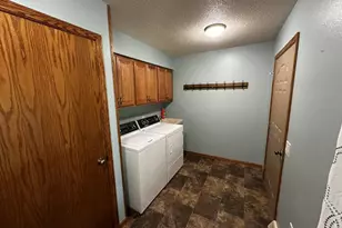 2611 Penny Ln, Stoughton, WI 53589 - Photo 17