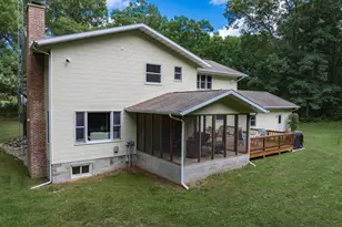 N5861 Woodland Hills Rd, New Lisbon, WI 53950 - Photo 3