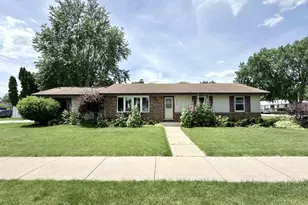 2019 N Pontiac Dr, Janesville, WI 53545 - Photo 1