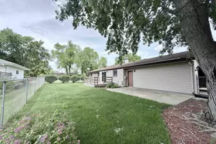 2019 N Pontiac Dr, Janesville, WI 53545 - Photo 27