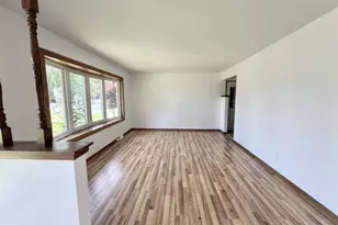 2019 N Pontiac Dr, Janesville, WI 53545 - Photo 5