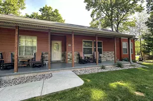 228 Greenway Ct, Lake Delton, WI 53965 - Photo 1