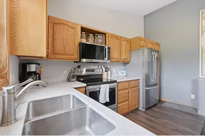 7565 W Village Crest Drive, Madison, WI 53719 - Photo 15