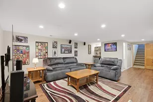 7565 W Village Crest Dr, Madison, WI 53719 - Photo 33