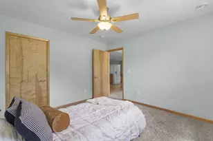 5605 Black Walnut Ct, Mcfarland, WI 53558 - Photo 35