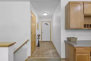 5605 Black Walnut Ct, Mcfarland, WI 53558 - Photo 5