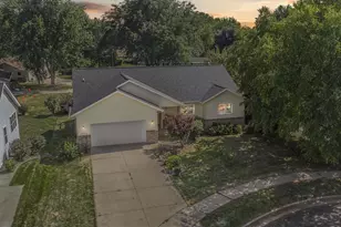 5605 Black Walnut Ct, Mcfarland, WI 53558 - Photo 51