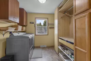 5605 Black Walnut Ct, Mcfarland, WI 53558 - Photo 25