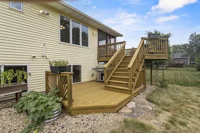 5605 Black Walnut Court, Mcfarland, WI 53558 - Photo 41