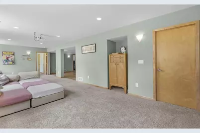 5605 Black Walnut Court, Mcfarland, WI 53558 - Photo 33