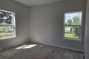 25 Rock River Dr, Edgerton, WI 53589 - Photo 5