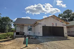 45 Rock River Dr, Edgerton, WI 53589 - Photo 1