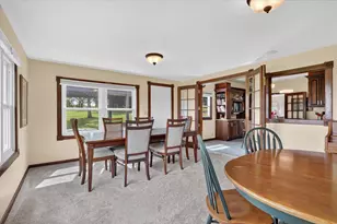 2458 S Madison Rd, Beloit, WI 53511 - Photo 11