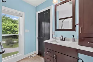 2458 S Madison Rd, Beloit, WI 53511 - Photo 23