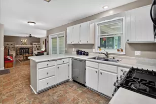 1520 Roby Rd, Stoughton, WI 53589 - Photo 3