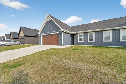 340 Lilac Lane, Stoughton, WI 53589 - Photo 23