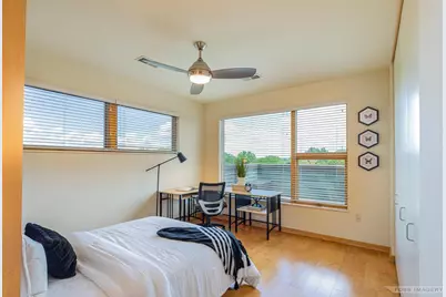 555 S Midvale Boulevard #411, Madison, WI 53711 - Photo 21