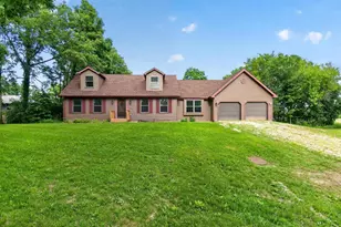 4437 S Oakley Rd, Janesville, WI 53546 - Photo 1