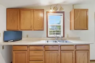 119 Rethke Ave, Madison, WI 53714 - Photo 9