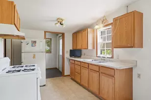 119 Rethke Ave, Madison, WI 53714 - Photo 7