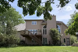 5908 Schumann Dr, Fitchburg, WI 53711 - Photo 5