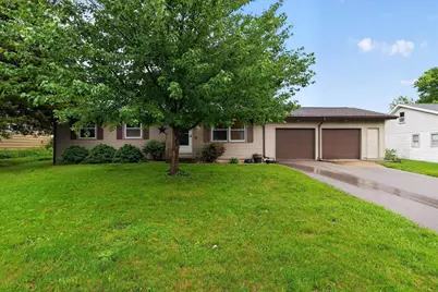 511 Johnson Avenue, Clinton, WI 53525 - Photo 3