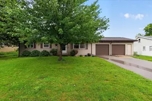 511 Johnson Ave, Clinton, WI 53525 - Photo 3