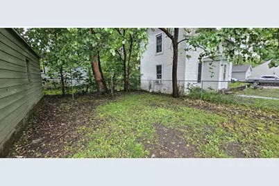 1130 6th Street, Beloit, WI 53511 - Photo 3