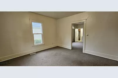 1130 6th Street, Beloit, WI 53511 - Photo 5