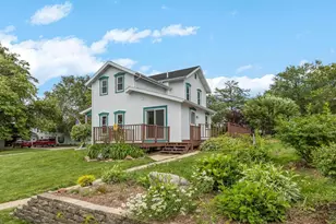 7 E Rollin St, Edgerton, WI 53534 - Photo 3