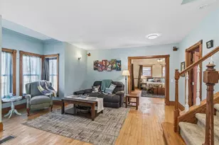 7 E Rollin St, Edgerton, WI 53534 - Photo 9