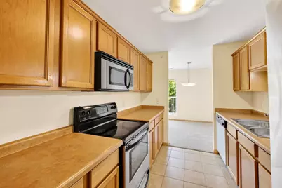 8206 Starr Grass Drive #310, Madison, WI 53719 - Photo 9