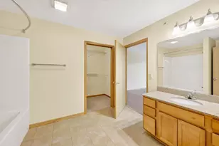 8206 Starr Grass Dr, Madison, WI 53719 - Photo 25