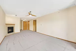 8206 Starr Grass Dr, Madison, WI 53719 - Photo 5